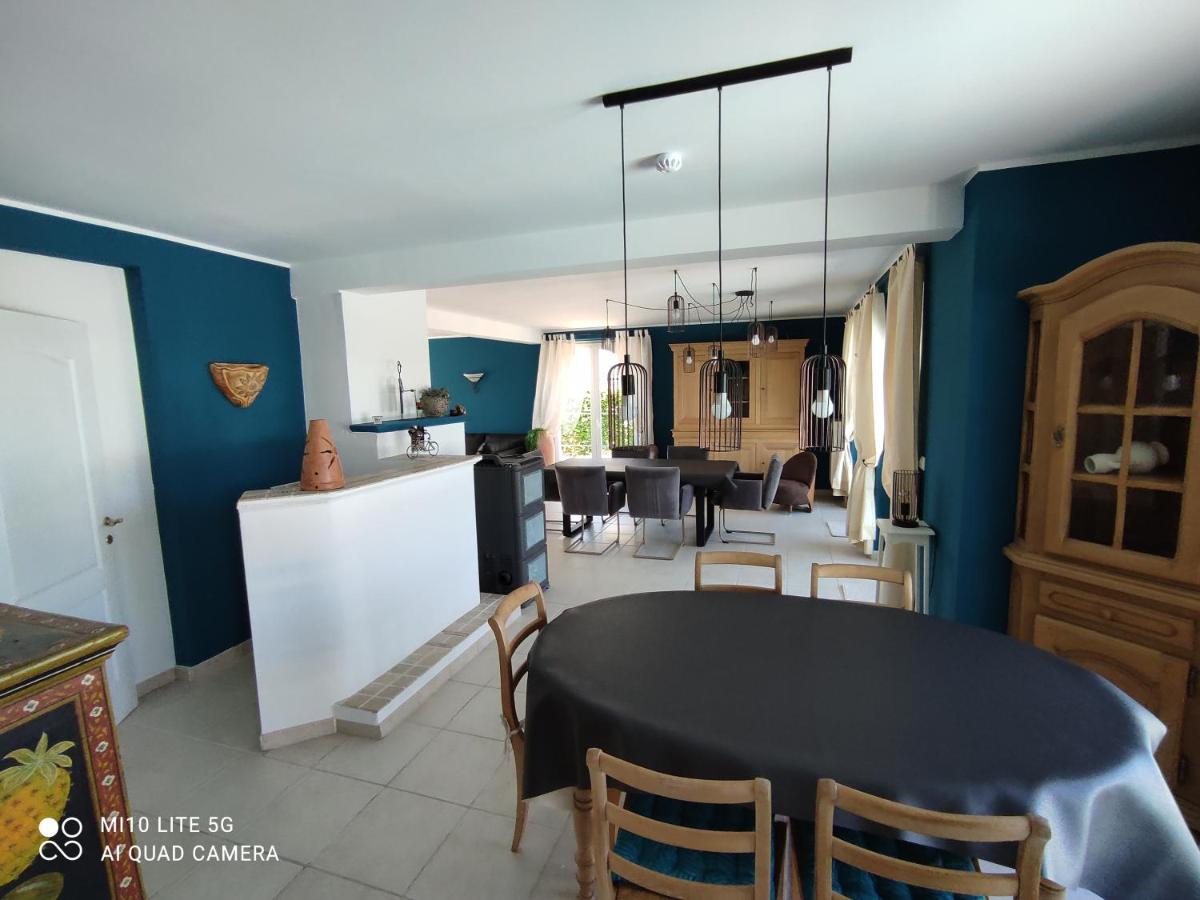 La Gerarie Villa Bastogne Bagian luar foto