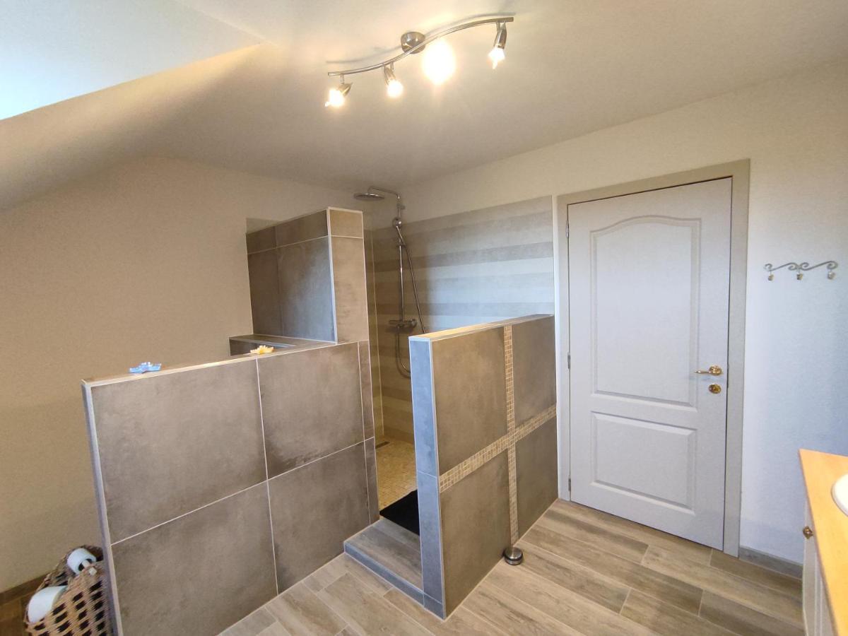 La Gerarie Villa Bastogne Bagian luar foto