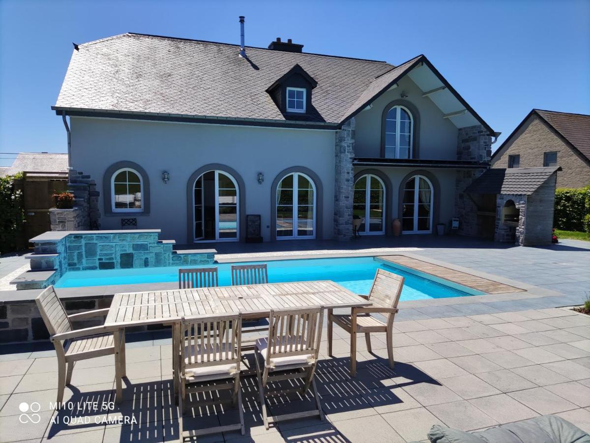 La Gerarie Villa Bastogne Bagian luar foto