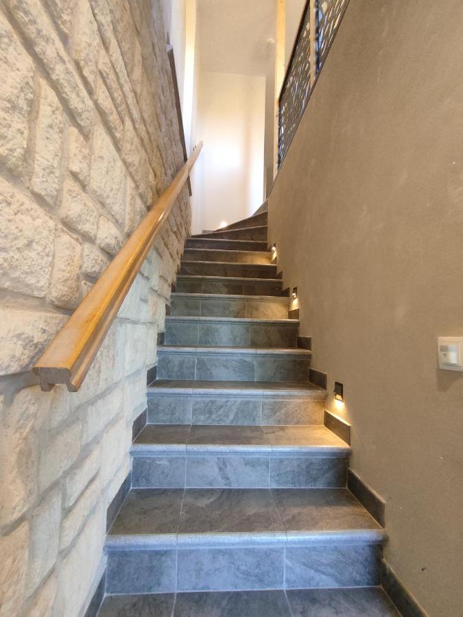 La Gerarie Villa Bastogne Bagian luar foto