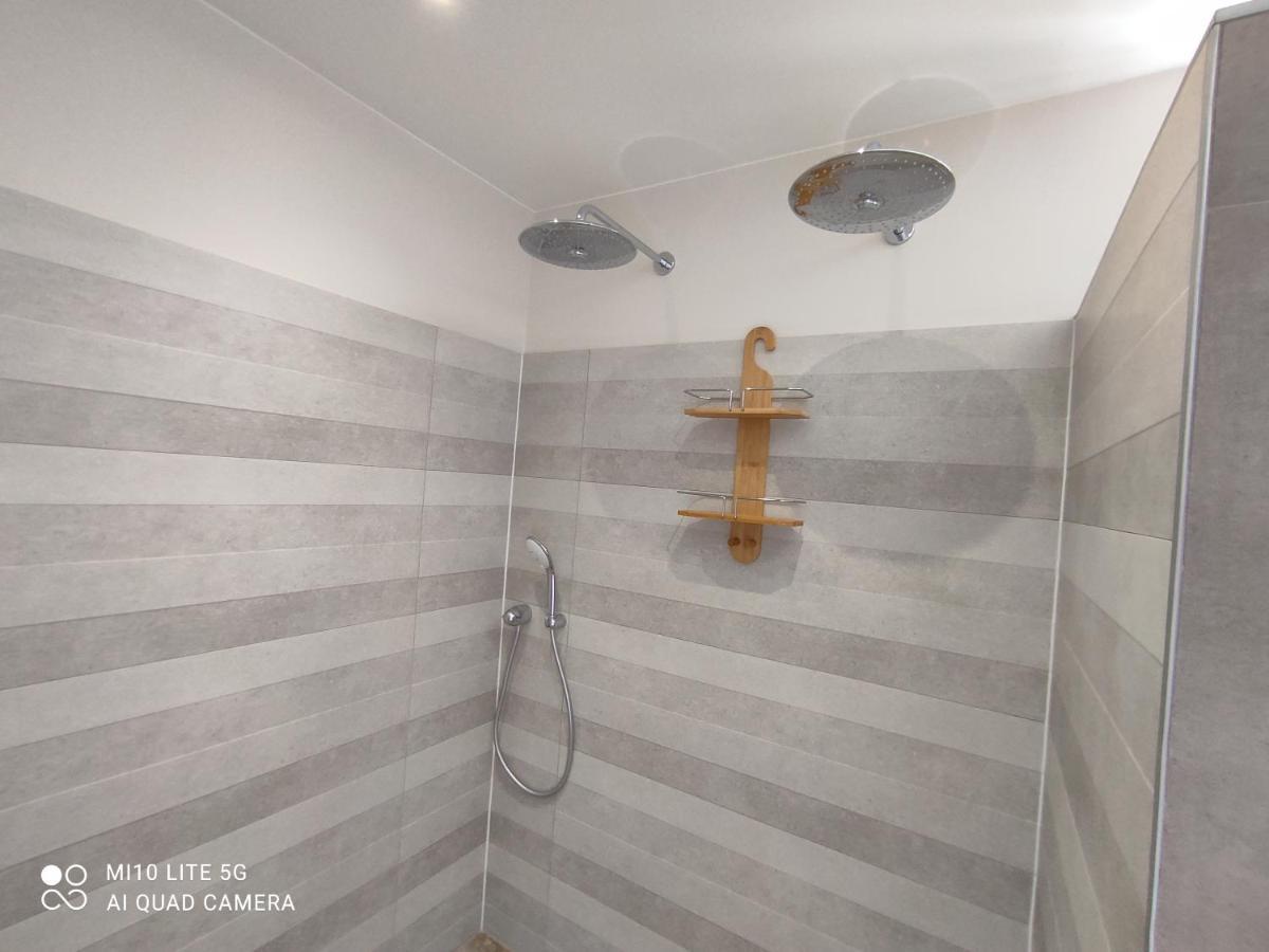 La Gerarie Villa Bastogne Bagian luar foto