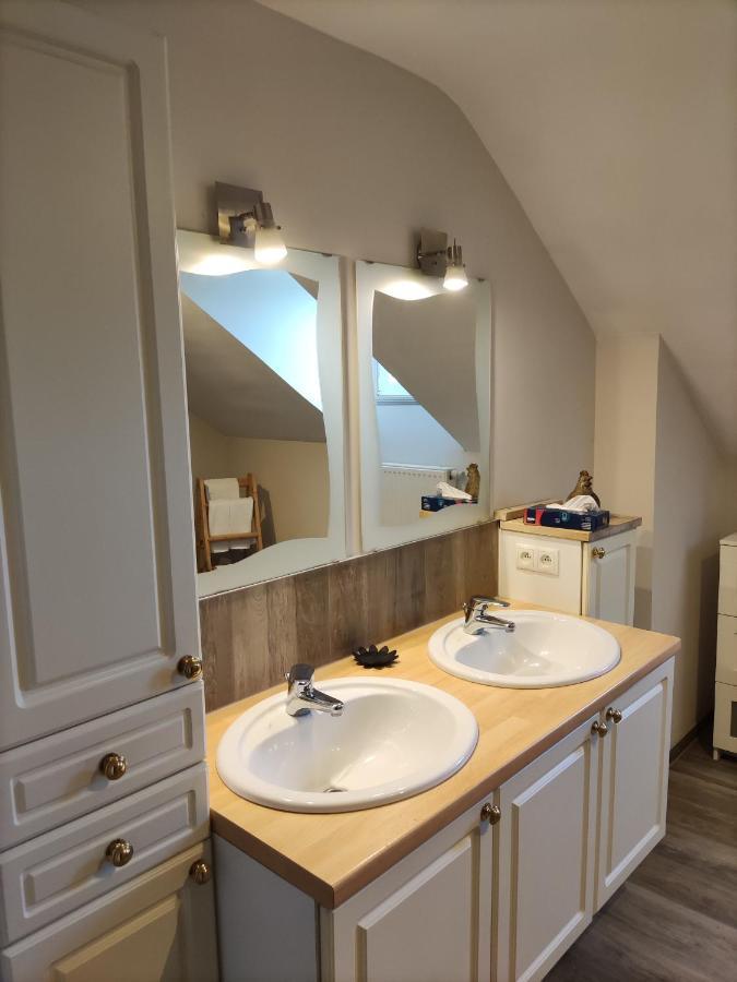 La Gerarie Villa Bastogne Bagian luar foto